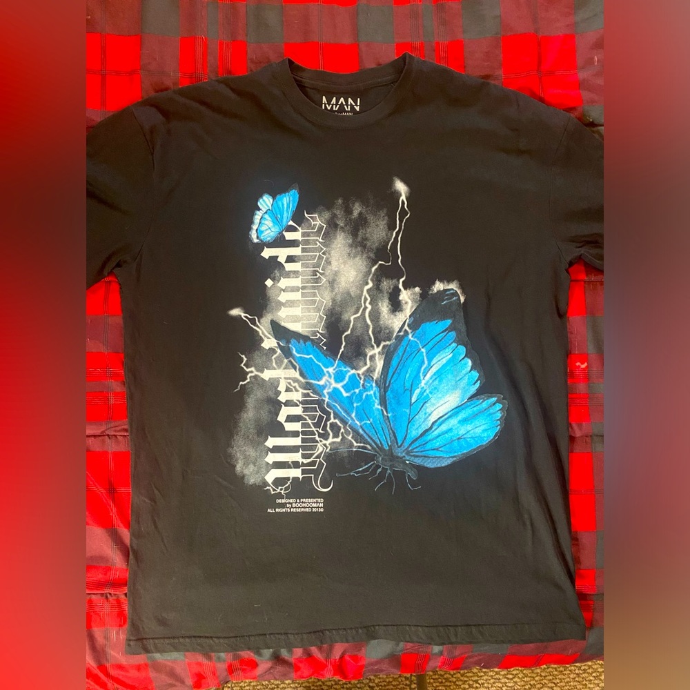 BoohooMAN medium large fitting shirt